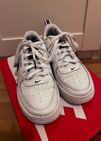 37 Beden Nike Airforce Beyaz Siyah Spor Ayakkabı