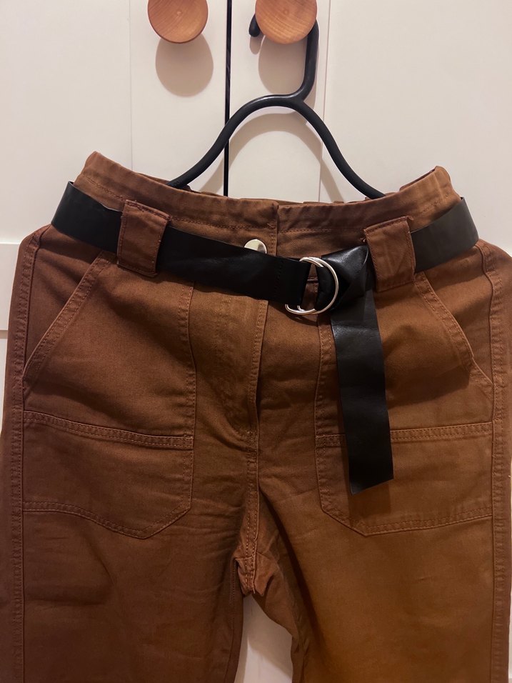 Bershka Kemerli Havuç Pantalon - Görsel 3