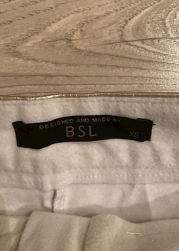 Kadın Altın Rengi Metalik Deri Cigarette Pantolon - Görsel 3