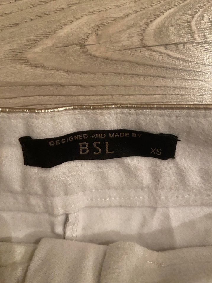 Kadın Altın Rengi Metalik Deri Cigarette Pantolon - Görsel 3