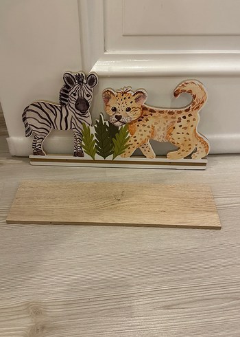 Çocuklar için Ahşap Hayvan Figürlü Raf - Görsel 2