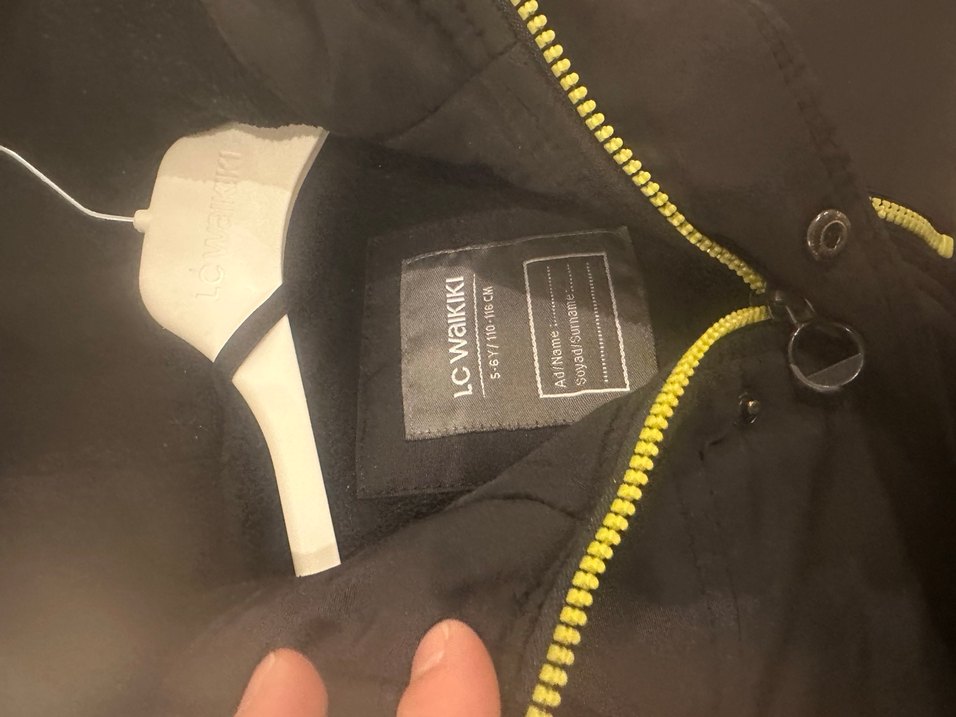 Siyah Erkek Çocuk Kemerli Mont - Görsel 2