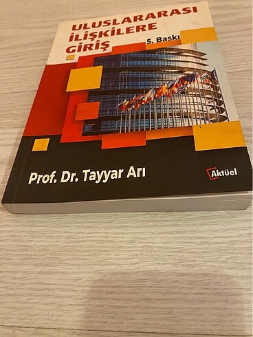 Uluslararası İlişkilere Giriş Tayyar Arı
