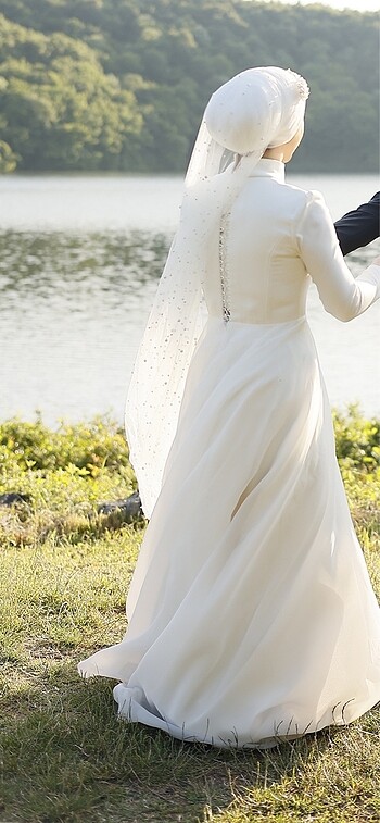 Zarif tesettür gelinlik - Görsel 11