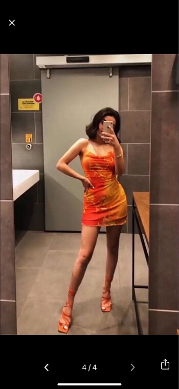 xs Beden turuncu Renk Bershka mini elbise 