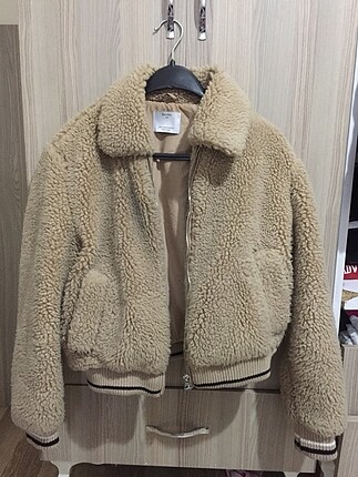 bershka peluş mont