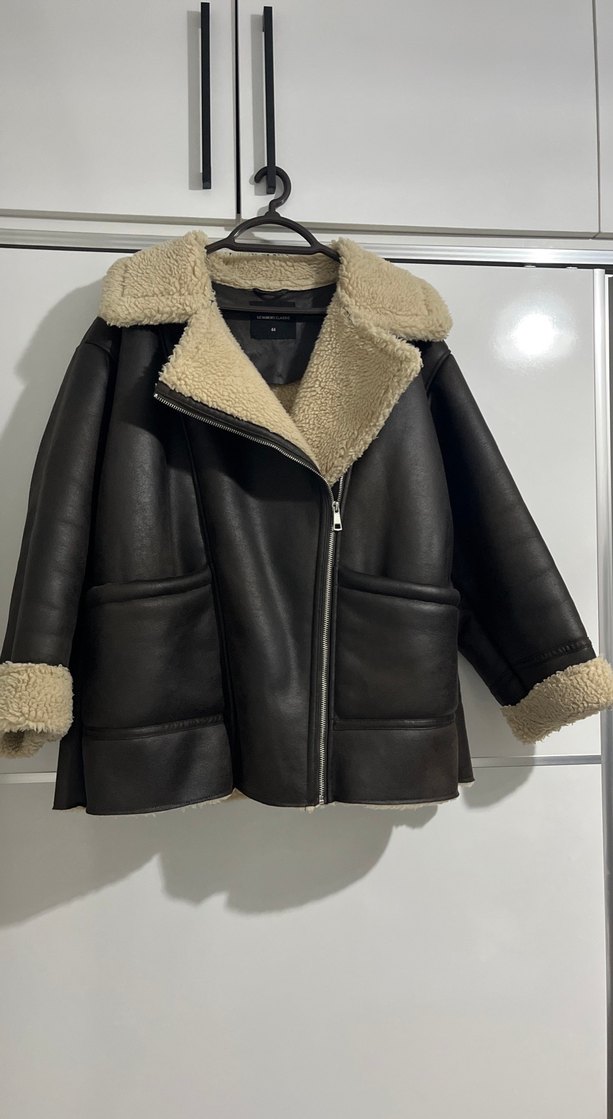 LC Waikiki kahverengi kürklü mont — görsel 2/6