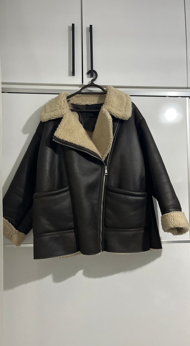 LC Waikiki kahverengi kürklü mont — görsel 4/6