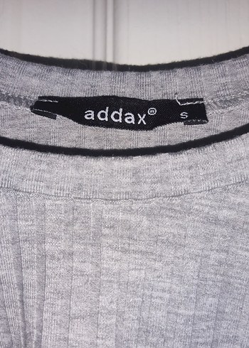 s Beden Addax Gri Yuvarlak Yakalı Crop Tişört