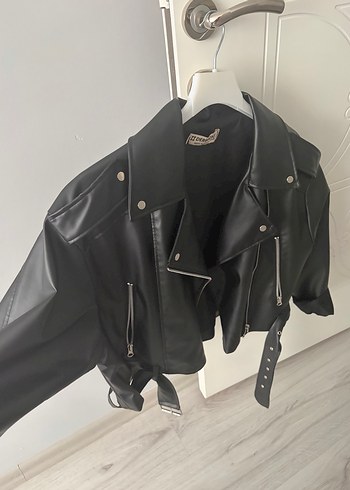 Derimod Sehir Stiline Uygun Siyah Deri Biker Ceket