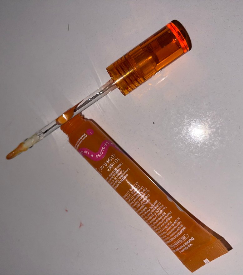 Beaulis Fun Juicy Drink Dudak Parlatıcısı 222 Bubble Pop - Görsel 3