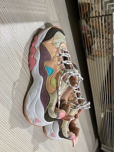 Orrijinal skechers 37 numara