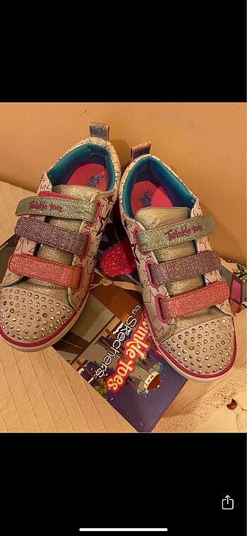Skechers