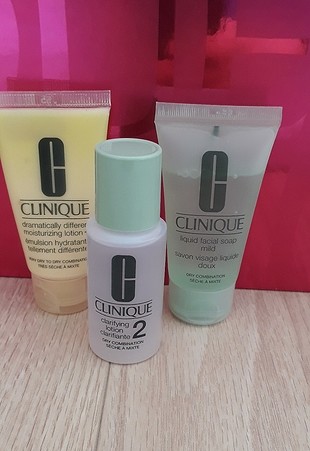 clinique 