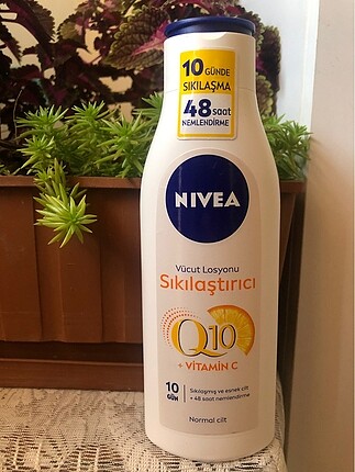 Nivea sıkılaştırıcı vücut losyonu