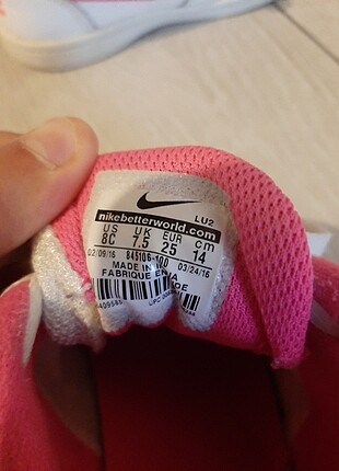 25 Beden Nike çocuk ayakkabı 