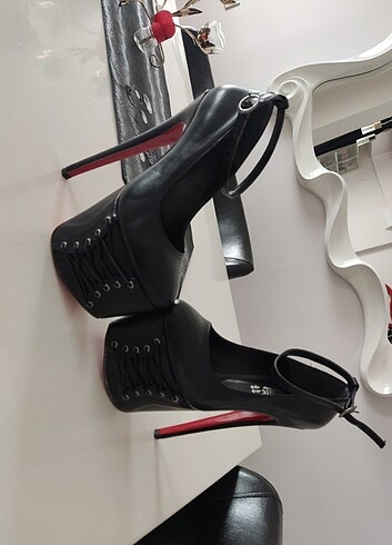 37 Beden siyah Renk 21 cm PLATFORM TOPUKLU