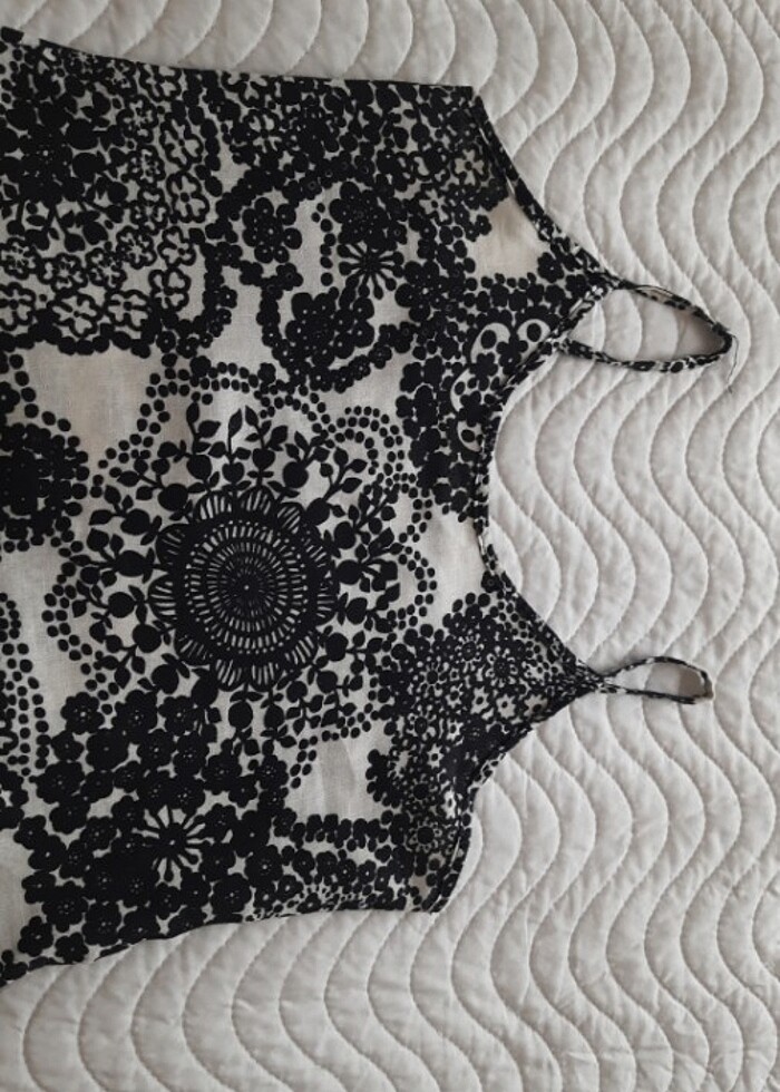 KETEN SİYAH BEYAZ DESENLİ ELBİSE - Görsel 3