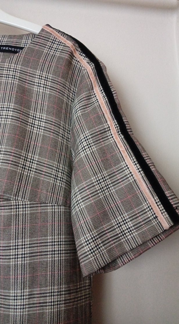 Bej Ekose Midi Elbise - Görsel 2