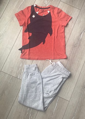 Gri eşofman Zara ve Erkek Kıyafet Seti, Kısa Kollu, Baskılı
