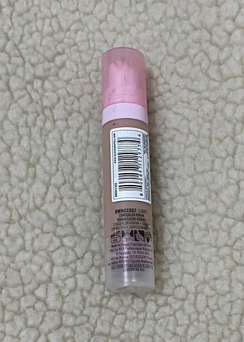 NYX NYX Bare With Me Kapatıcı