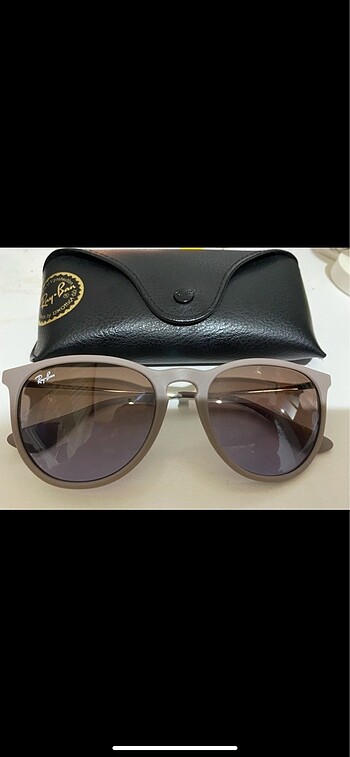 Rayban erika