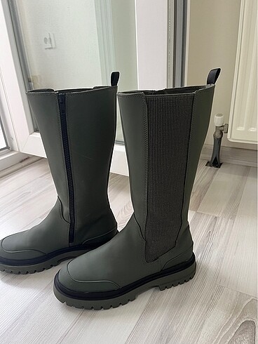 38 Beden Zara bot
