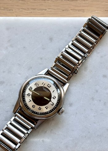 Omega Universal Geneve Nadir Koleksiyonluk