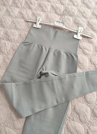 H&m Yeşil Toparlayıcı Tayt
