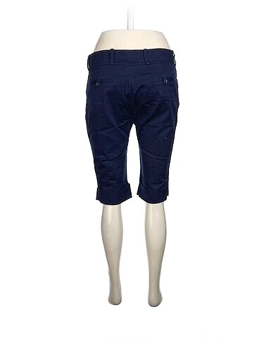 38 Beden PreLoved Bermuda / Kapri %70 İndirimli.