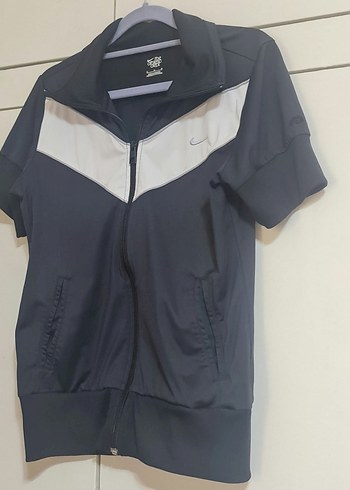 Nike Siyah Beyaz Kisa Kollu Spor Ceket