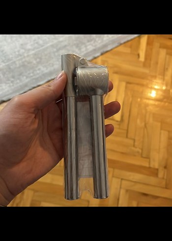 0 - 13 kg Beden camel Renk Gri ve Altın Tonlu Sofra Takımı