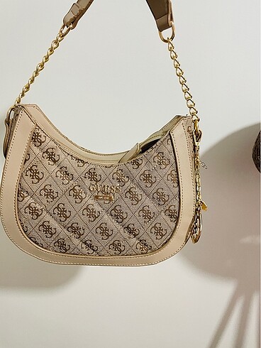 Guess çanta