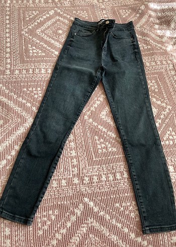 Gri Kadın Denim Pantolon