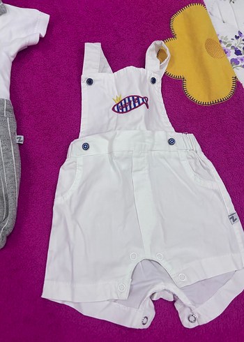 Düğmeli Gri-Beyaz Erkek Bebek Tulum - Görsel 4