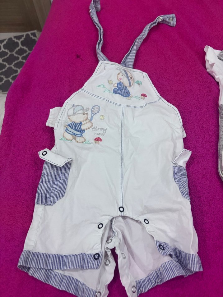 Düğmeli Gri-Beyaz Erkek Bebek Tulum - Görsel 2