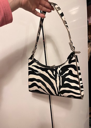 Zebra Desenli Fermuarlı Deri Kadın Çanta - Görsel 3