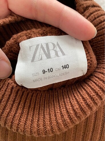 9 Yaş Beden Zara marka 9/10 yaş kazak