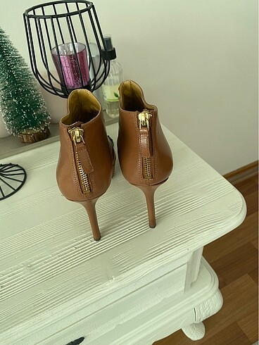 39 Beden Nine west bot sıfır 39 numara