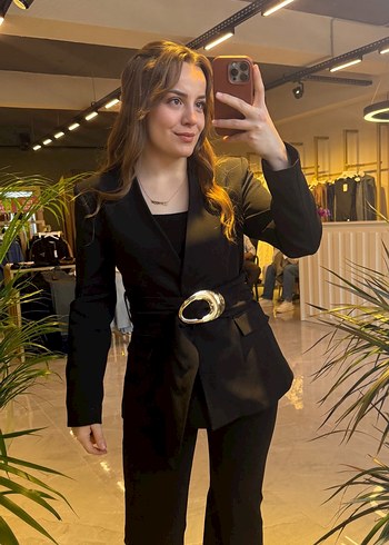 Zara Sikligin Simgesi Siyah Kendinden Kemerli Blazer Ceket