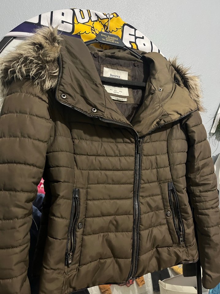 Kürk Detaylı Haki Kadın Mont - Görsel 4