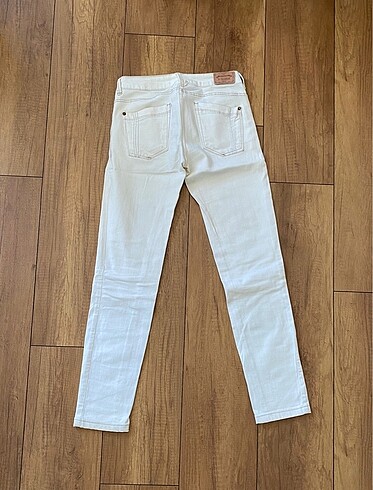 Pull and Bear Pull&Bear beyaz jean