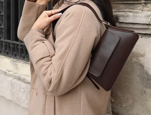 Zara Acı kahve baget çanta