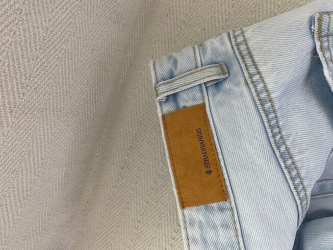 34 Beden mavi Renk STRADIVARIUS BALLON JEAN