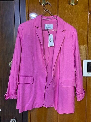 STRADIVARIUS BLAZER
