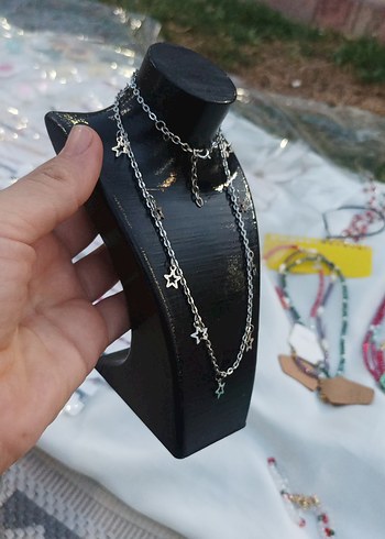 Beden Gri Zincirli Yıldızlı Midi Kolye