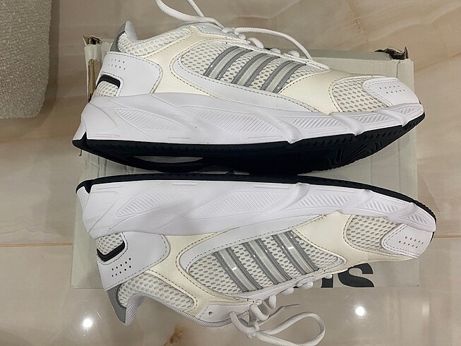 39 Beden beyaz Renk Adidas crazyshaos 2000