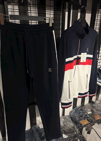 Tommy Hilfiger Tommy Esofman Takimi
