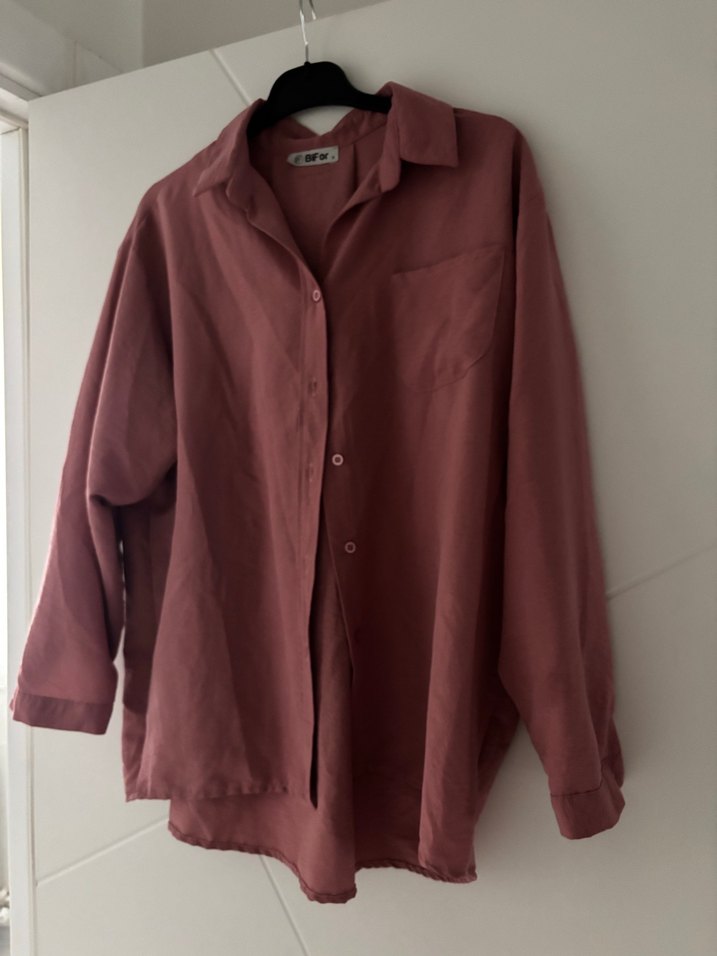 Düğmeli Uzun Kollu Gömlek - Görsel 2