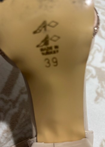 Bej Kemerli İnce Topuklu Kadın Ayakkabı - Görsel 3